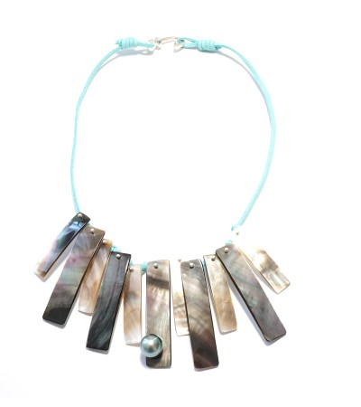 Pārau (Nacre) - Collier parure en nacres, une perle de Tahiti