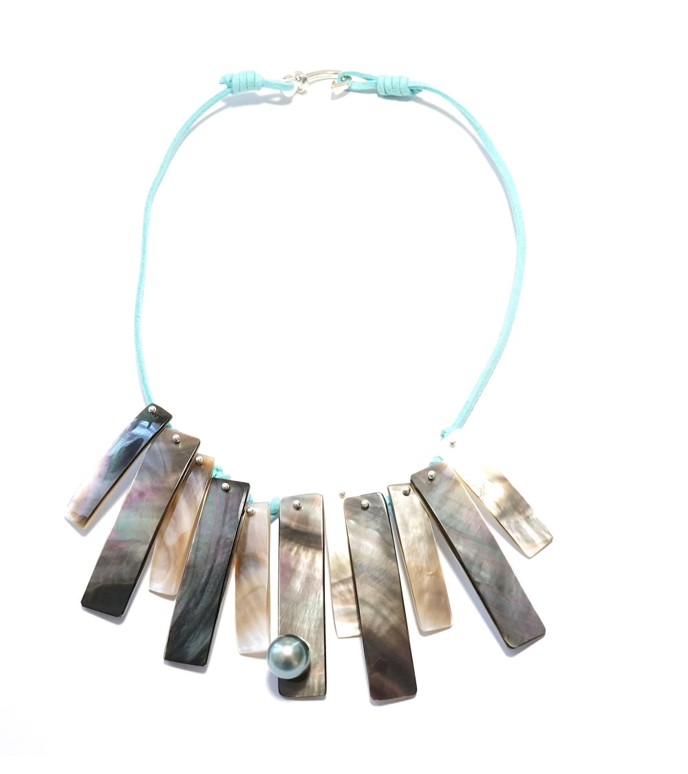 Pārau (Nacre) - Collier parure en nacres, une perle de Tahiti